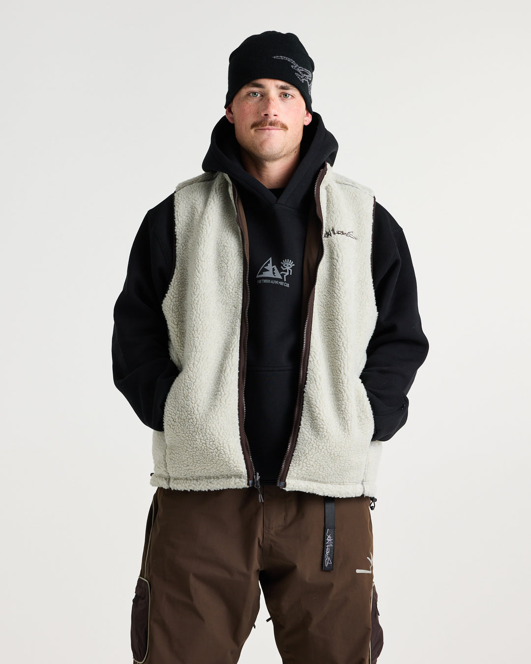 Mobbin Reversible Vest Chocolate