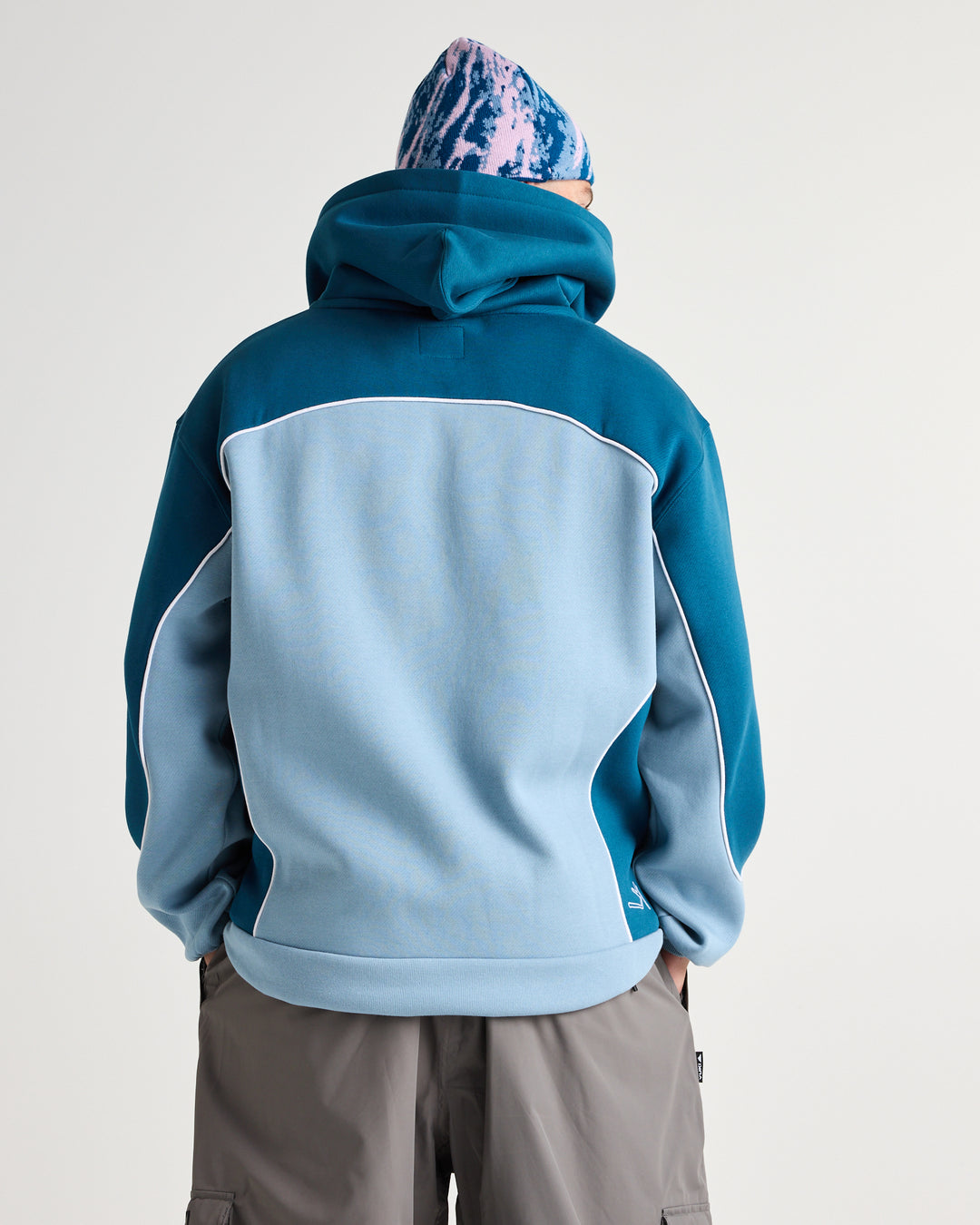 Mobbin Hoodie Legion Windward – Yuki Threads