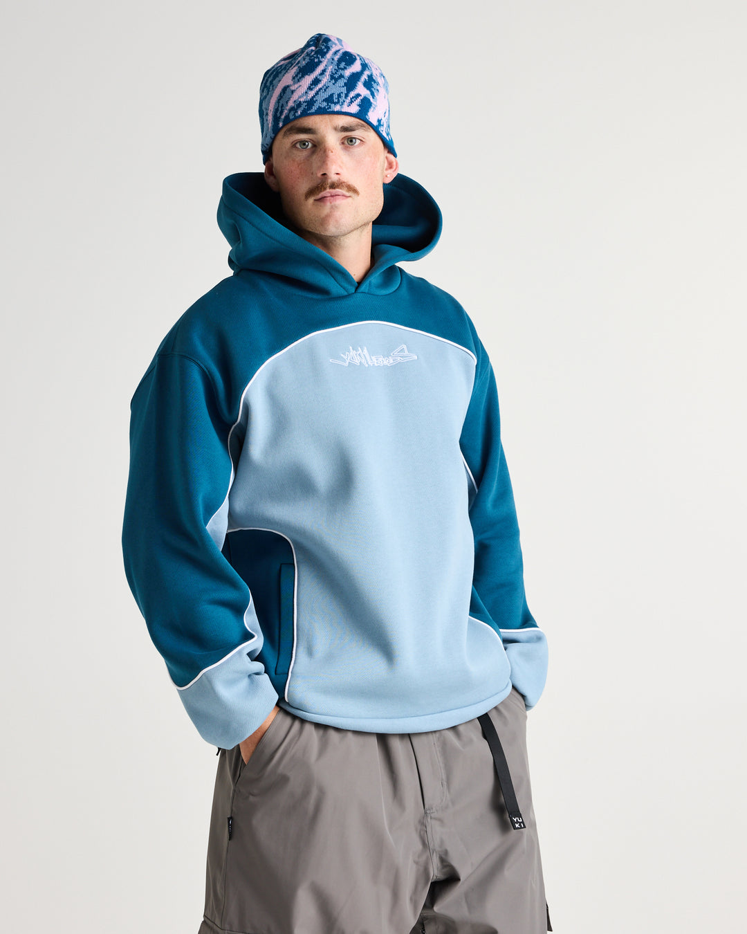 Mobbin Hoodie Legion Windward – Yuki Threads
